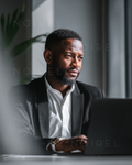 NOIREL Office & Jobs NRL127 black blazer with white dress shirt
