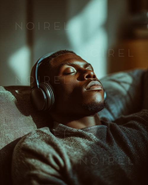NOIREL NRL049 Over-Ear-Kopfhörer mit gepolsterten Ohrmuscheln